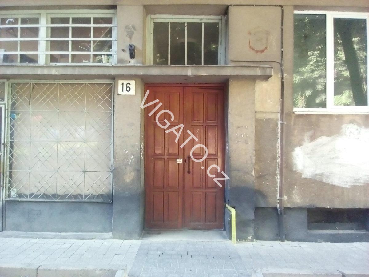 Ulice Zaritskych…