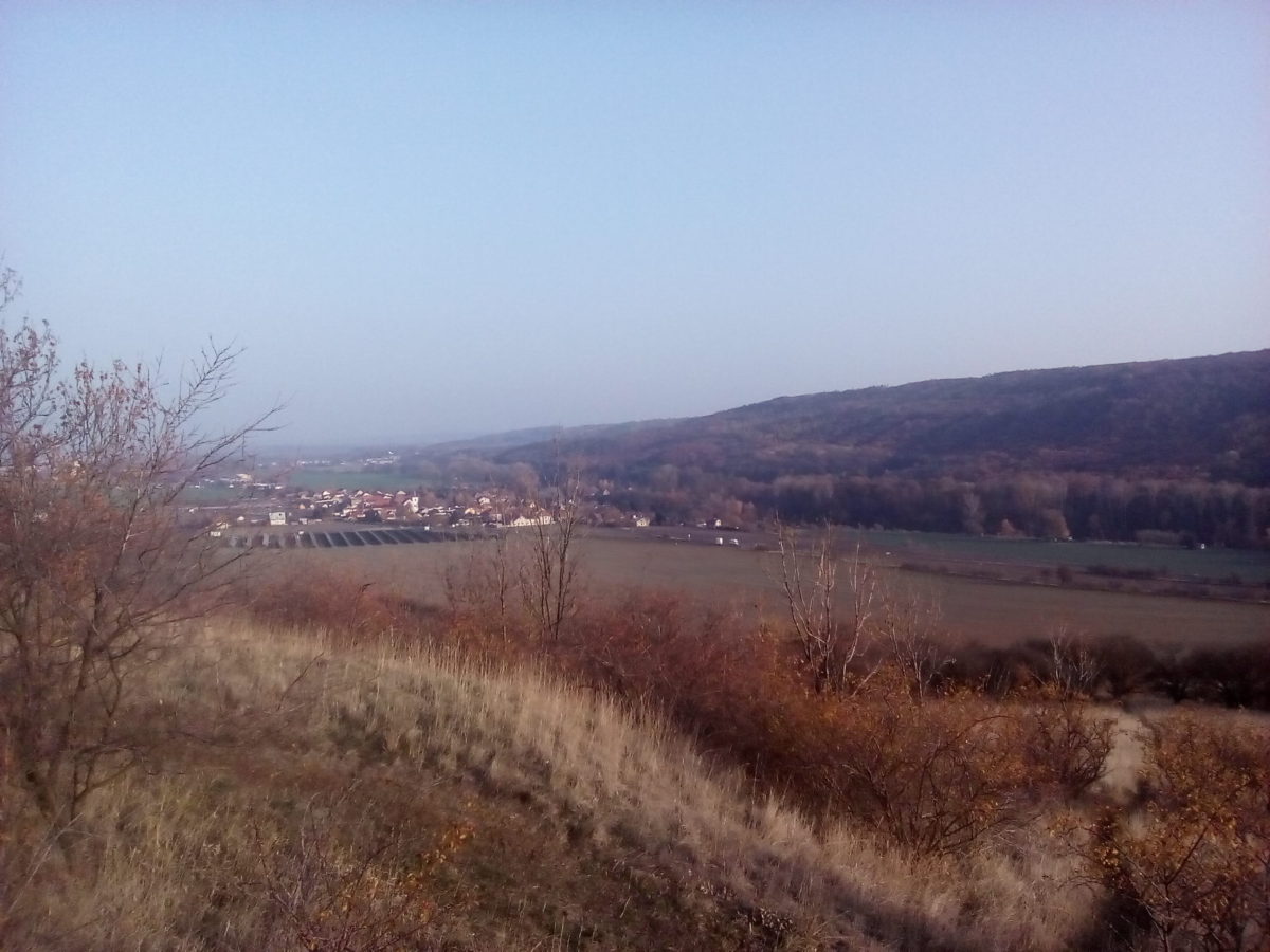 Cesta z Doksan do Libochovic dotavaná krajina?