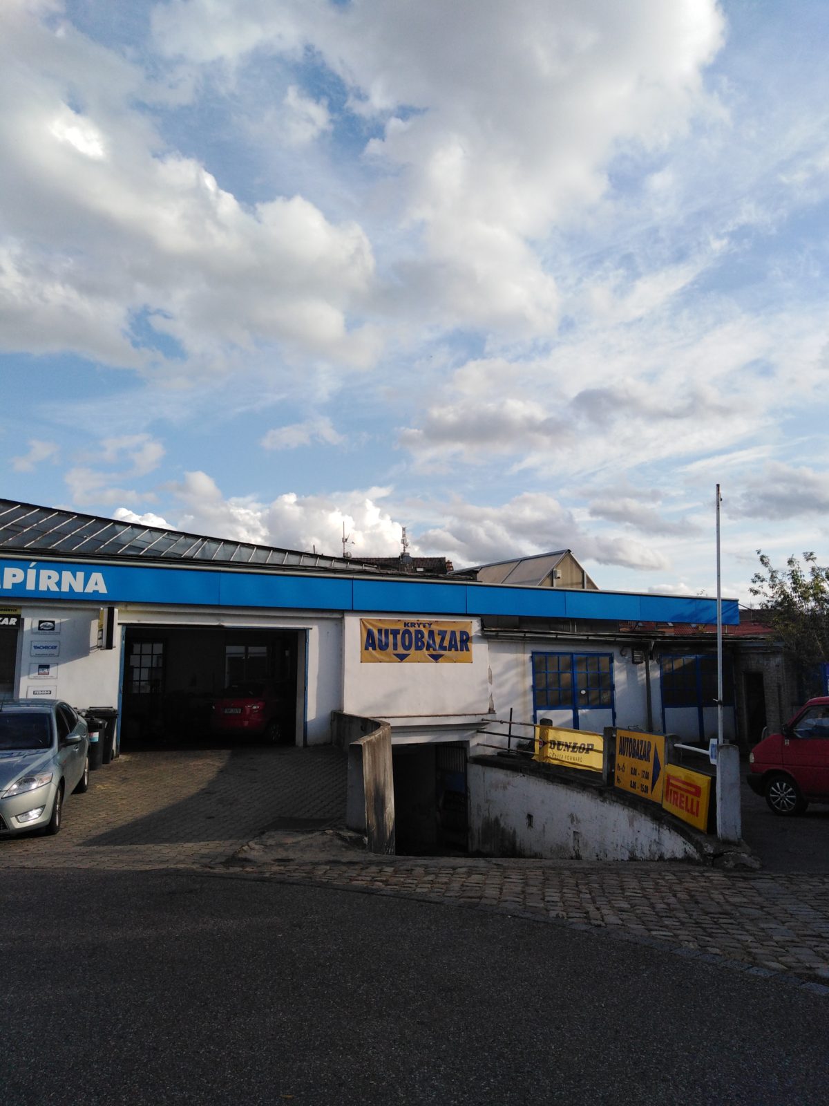 Žižkovská benzínka a autoservis…