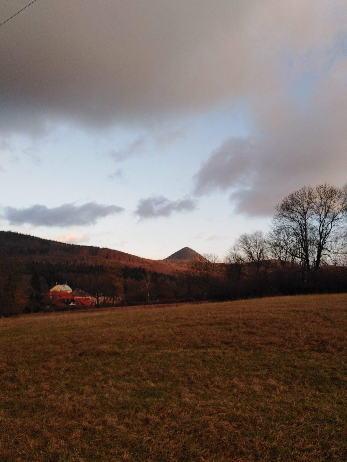 Polevsko, hroby starých Němců…