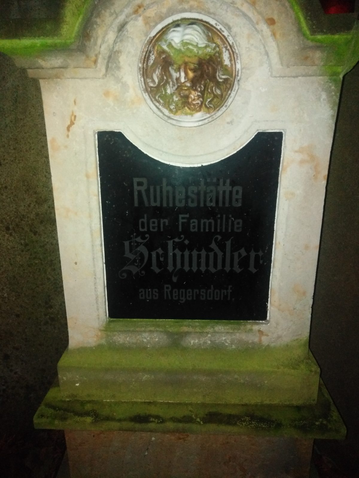 Der Friedhof der Heiligen Barbara in Zahrádky (Neugarten) – Ein vergessenes sudetendeutsches Erbe