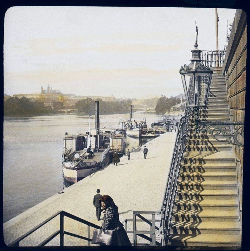 Praga – Náplavka, Mega party by Vigato