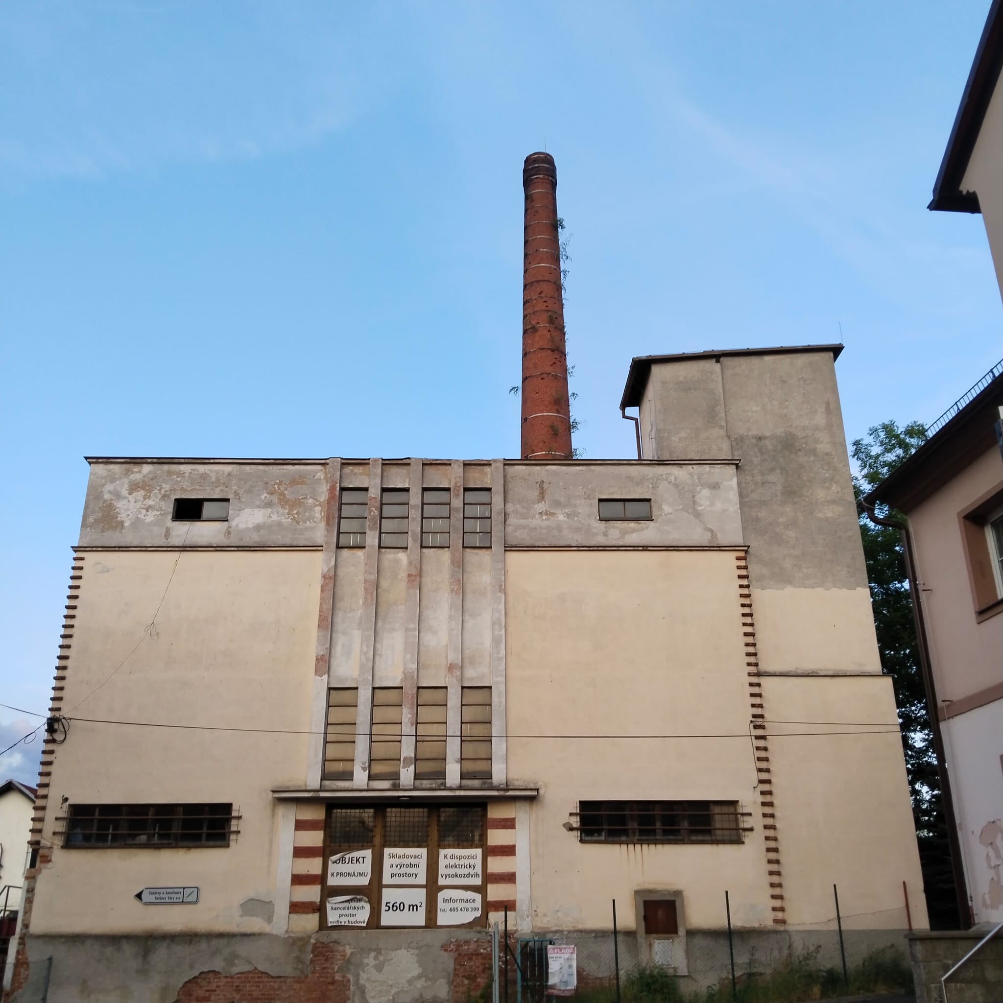 Chodov, 1993 – dnes už zatepleno