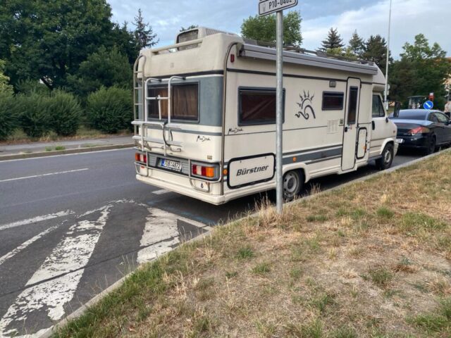 KARAVAN STRAŠNICE HEREČKA FAMOZNÍ